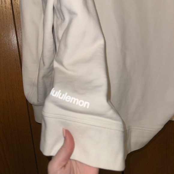 Lululemon white crewneck - Picture 5 of 8